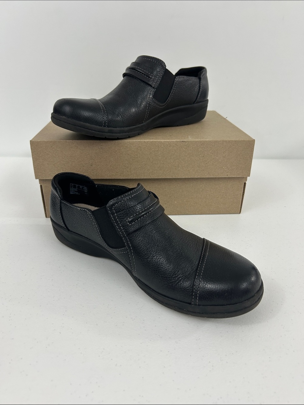 Clark’s Collection Women’s Black Cheyn Madi Slip On Flats Shoes Size 8M